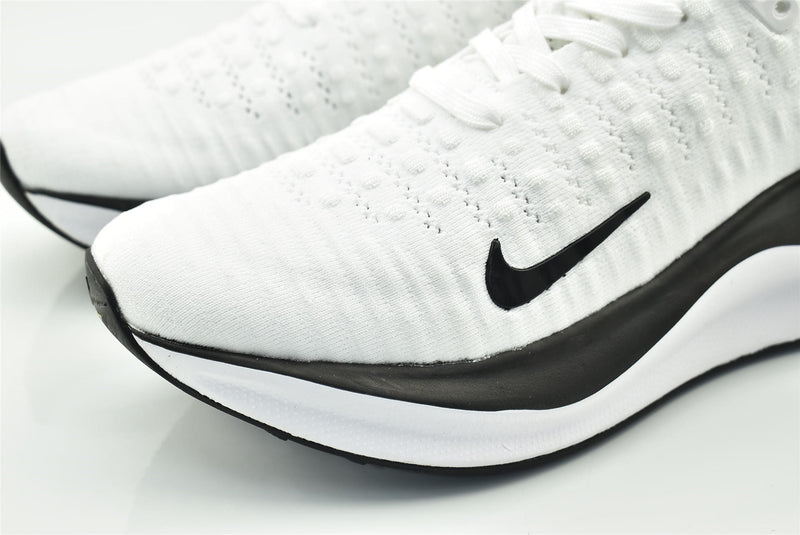 Tênis Nike Infinity Run 4