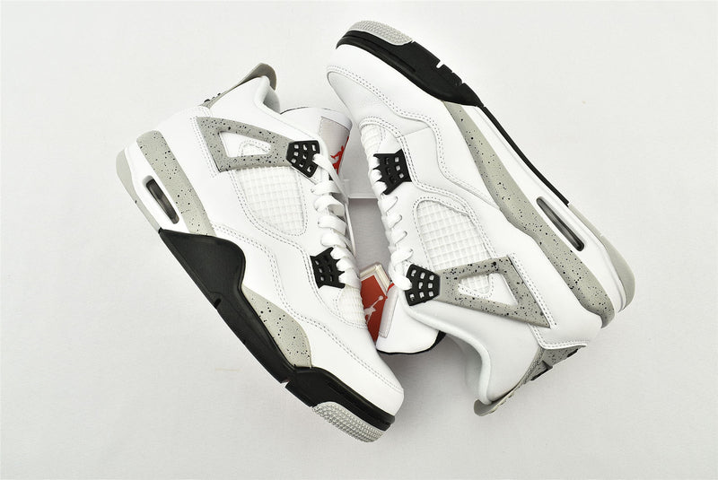 AIR JORDAN 4 RETRO