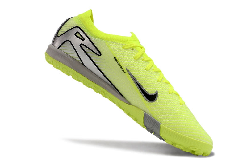 CHUTEIRA NIKE MERCURIAL VAPOR 16 ELITE SOCIETY+BRINDE