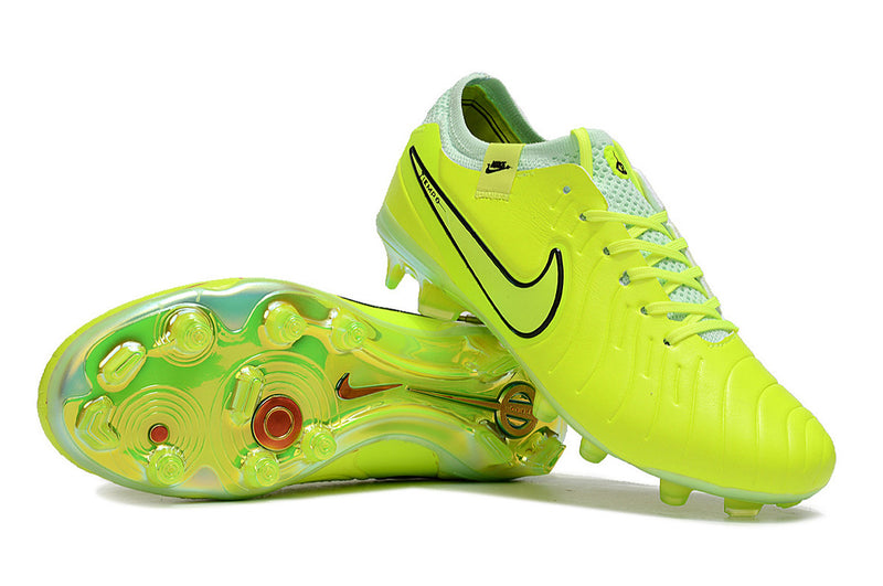 CHUTEIRA NIKE TIEMPO LEGEND 10 ELITE FG CAMPO+BRINDE