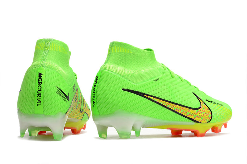 CHUTEIRA NIKE MERCURIAL SUPERFLY 9 ELITE CAMPO+BRINDE