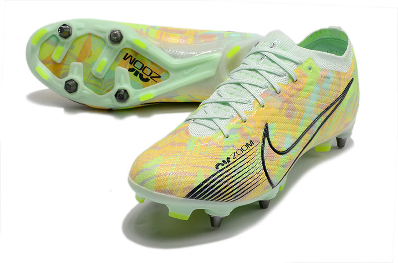 CHUTEIRA NIKE MERCURIAL VAPOR 15 ELITE TRAVA DE ALUMINIO CAMPO+BRINDE