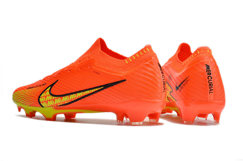 CHUTEIRA NIKE MERCURIAL VAPOR 15 ELITE CAMPO+BRINDE