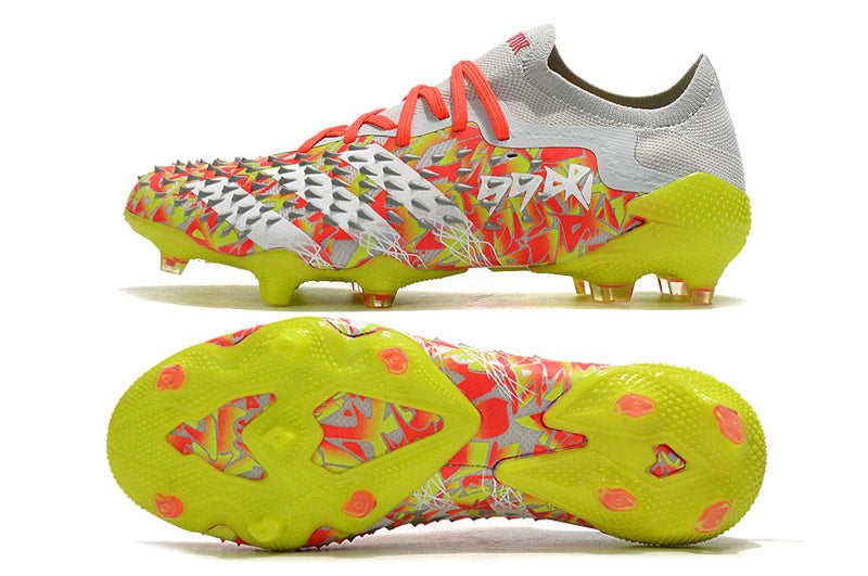 CHUTEIRA ADIDAS PREDATOR FREAK.1 CAMPO+BRINDE