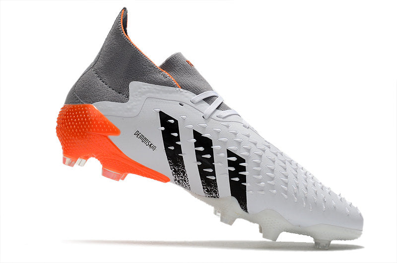 CHUTEIRA ADIDAS  PREDATOR FREAK.1 CAMPO+BRINDE