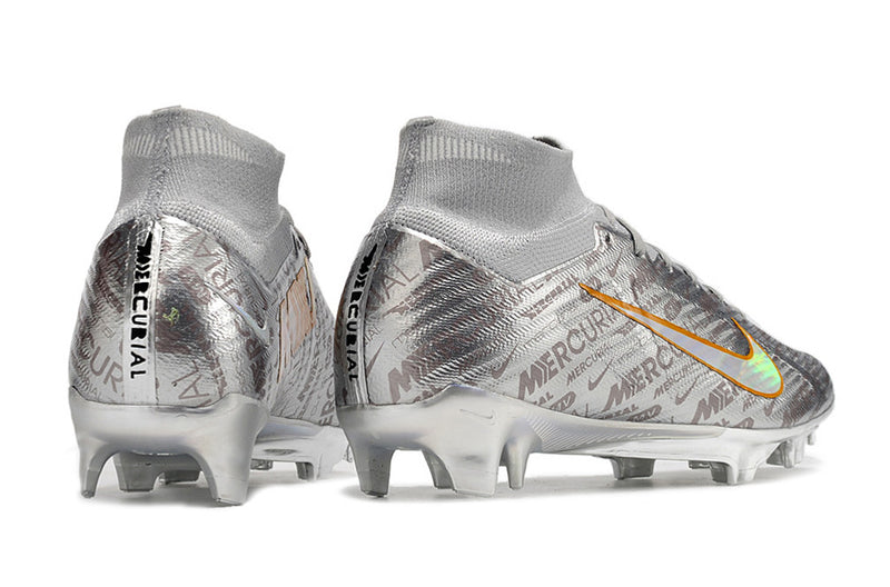 CHUTEIRA NIKE MERCURIAL SUPERFLY 9 ELITE CAMPO+BRINDE