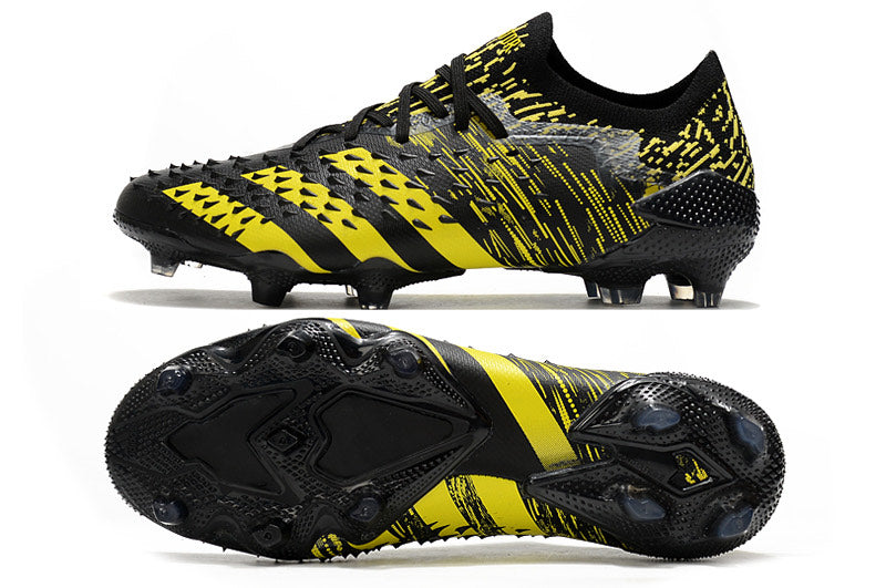 CHUTEIRA ADIDAS PREDATOR FREAK.1 CAMPO+BRINDE