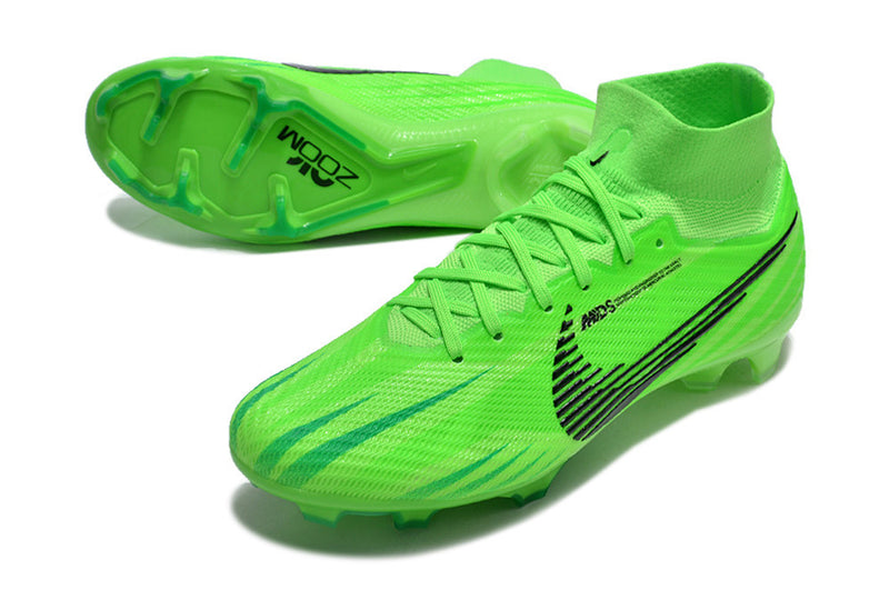 CHUTEIRA NIKE MERCURIAL SUPERFLY 9 ELITE CAMPO+BRINDE