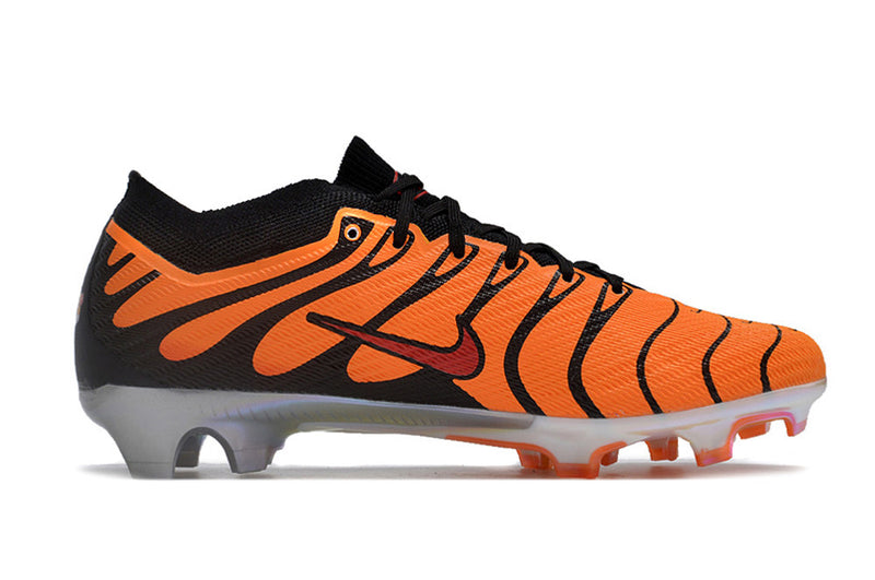 CHUTEIRA NIKE MERCURIAL VAPOR 15 ELITE CAMPO+BRINDE