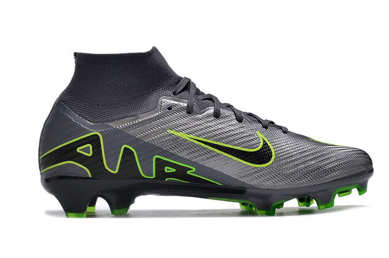 CHUTEIRA NIKE MERCURIAL SUPERFLY 9 ELITE CAMPO+BRINDE