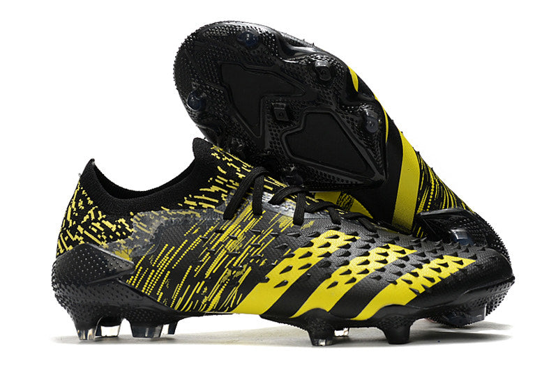 CHUTEIRA ADIDAS PREDATOR FREAK.1 CAMPO+BRINDE