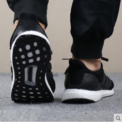 Tênis Adidas Ultraboost 4.0 unissex