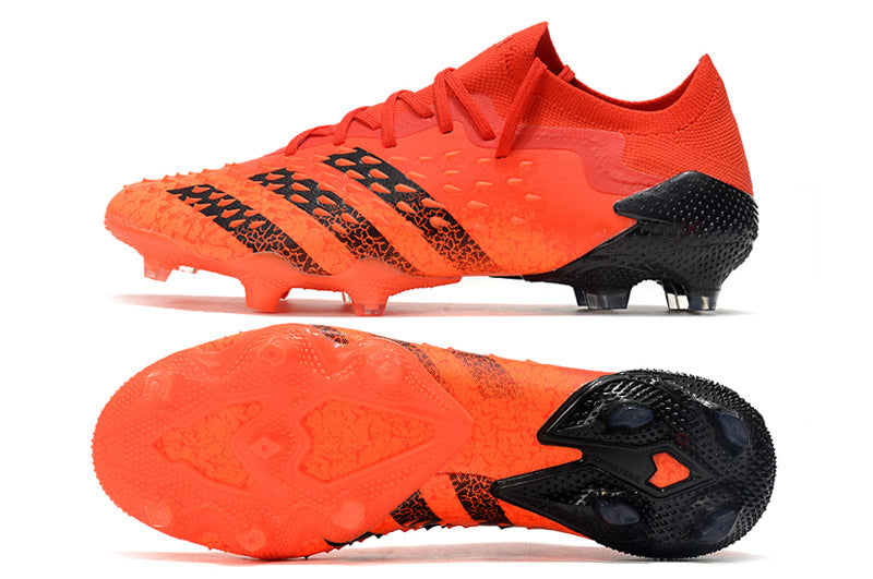 CHUTEIRA ADIDAS PREDATOR FREAK.1 CAMPO+BRINDE