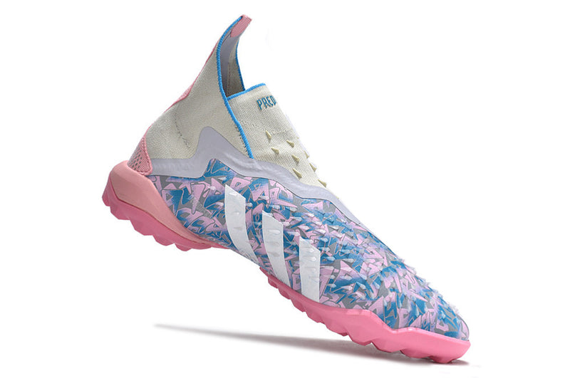 CHUTEIRA ADIDAS PREDATOR FREAK .1 TF SOCIETY+ BRINDE