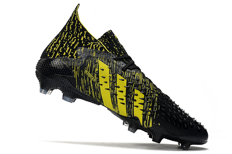 CHUTEIRA ADIDAS  PREDATOR FREAK.1 CAMPO+BRINDE