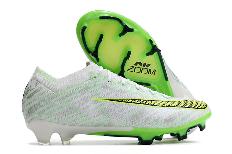 CHUTEIRA NIKE MERCURIAL VAPOR 15 ELITE CAMPO+BRINDE