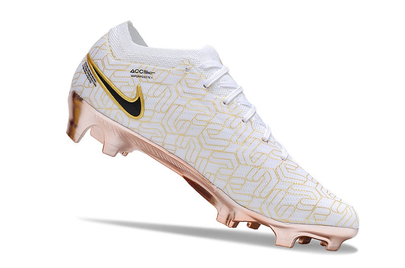 CHUTEIRA NIKE MERCURIAL VAPOR 15 ELITE CAMPO+BRINDE