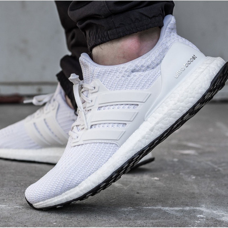 Tênis Adidas Ultraboost 4.0 unissex