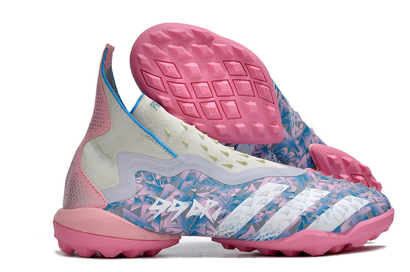 CHUTEIRA ADIDAS PREDATOR FREAK .1 TF SOCIETY+ BRINDE