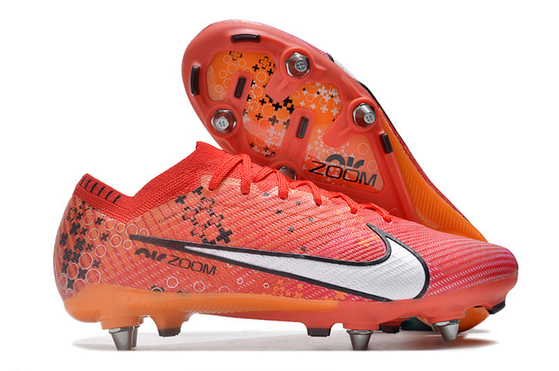 CHUTEIRA NIKE MERCURIAL VAPOR 15 ELITE TRAVA DE ALUMINIO CAMPO+BRINDE